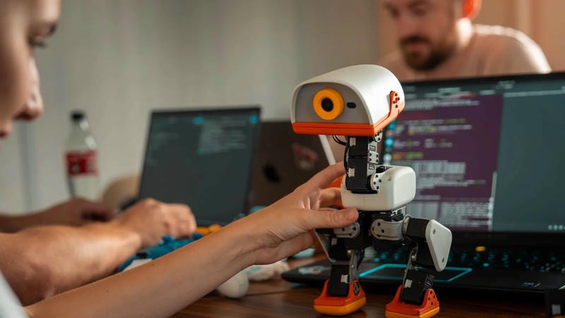 Microduck: An AI-Powered Robot Duck